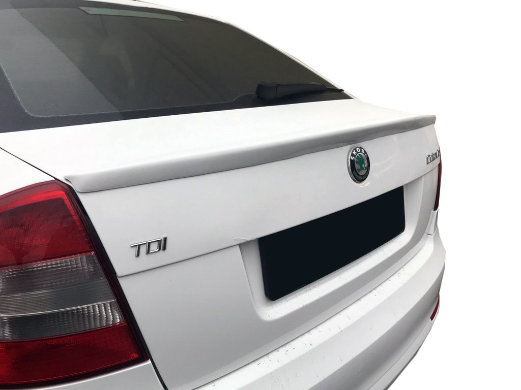 Comment installer un spoiler sur une voiture de vos propres mains