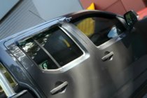 Nissan Navara 2006-2015 Déflecteurs de Fenêtre (4 pcs, HIC) photo 3