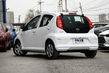 Examen de la berline électrique compacte BYD E1 photo 2