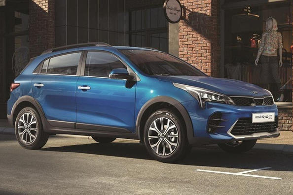 KIA Rio X à hayon de cross-country