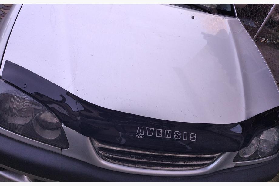 Toyota Avensis 1998-2003 Déflecteur de capot (VIP) Image