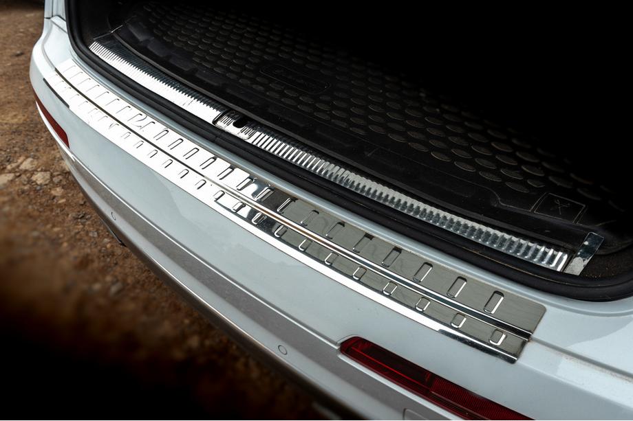 Audi Q7 2015–2026 Protection de Pare-chocs Arrière Carmos Inox Image