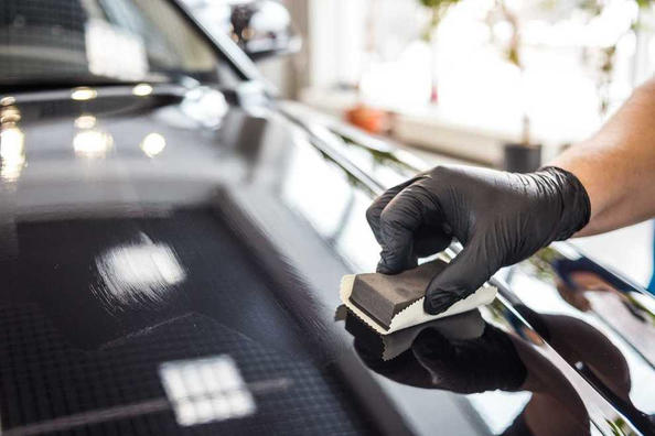 Verre liquide pour voiture
