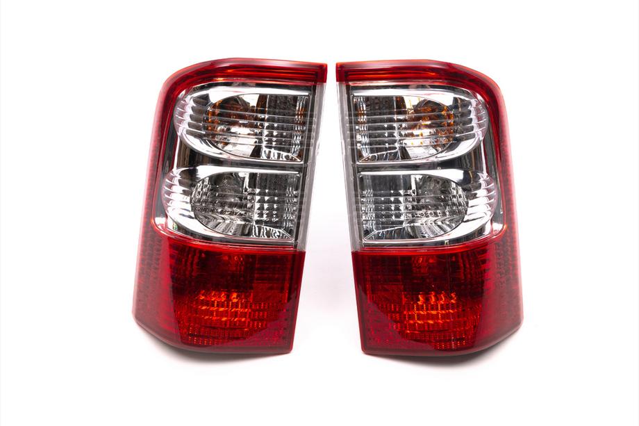 Nissan Patrol Y61 1997-2011 Feux arrière Depo (1998-2004, 2 pcs) Photo 3