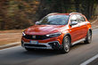Examen de la version tout-terrain du hayon Fiat Tipo Cross photo 2