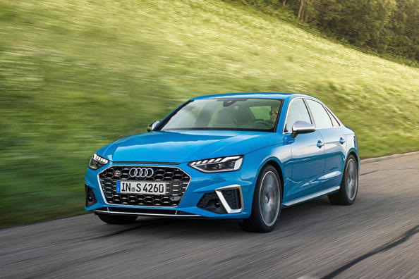 Version sportive de la berline Audi S4