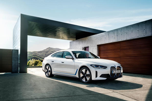 La première génération du liftback électrique BMW i4 Photo 6