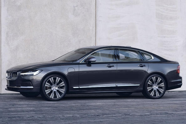 Berline restylée Volvo S90
