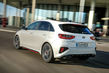 Examen de la modification sportive de la berline KIA Ceed GT photo 4