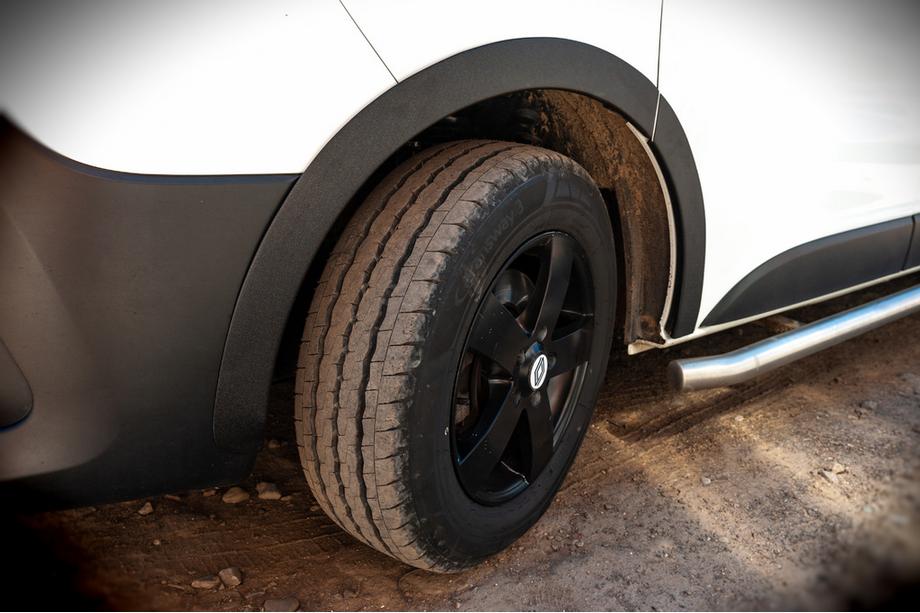 Nissan NV300/Primastar 2016- Extensions d'ailes (6 pcs, noir, ABS) Photo 11