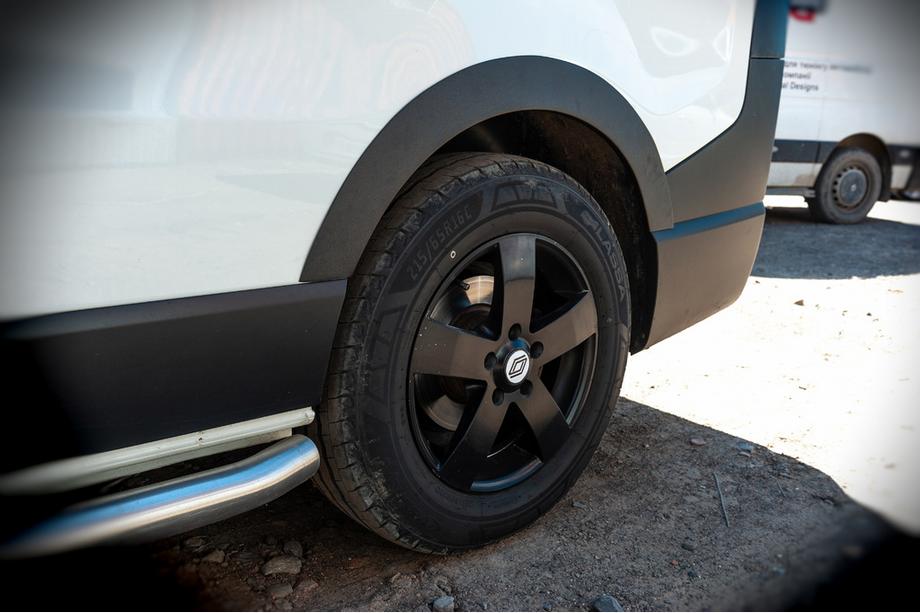 Nissan NV300/Primastar 2016- Extensions d'ailes (6 pcs, noir, ABS) Photo 4