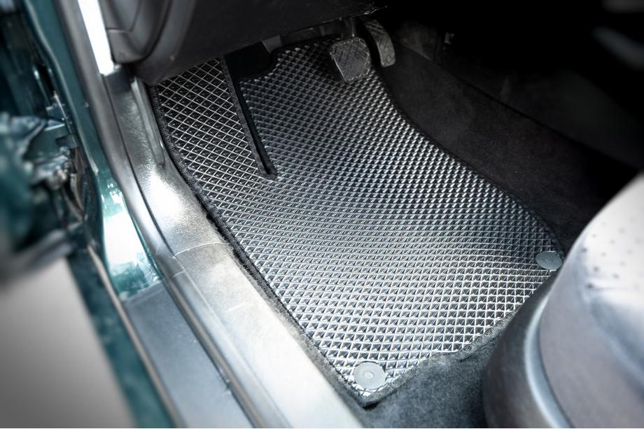 Volkswagen Golf 4 1997-2006 Tapis de sol EVA (noirs) Image