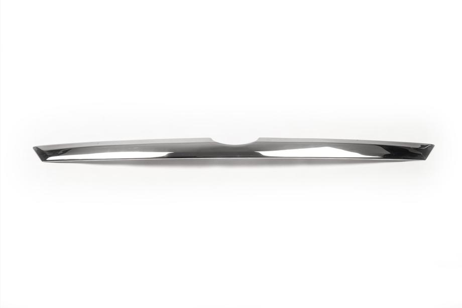 Ford Focus I 1998-2005 Baguette au-dessus de la plaque d'immatriculation (HB, inox) Photo 2