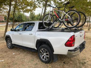 Toyota Hilux 2015- Barres de Toit Transversales (pour Points de Fixation d’Origine) Noir photo 3