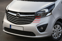 Opel Vivaro 2015-2019 Couvre-Calandre Carmos Inox photo 1