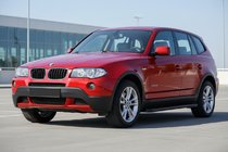 BMW X3 E83 2003-2010 Marchepieds Latéraux Maya Red (2 pcs, Aluminium) photo 1