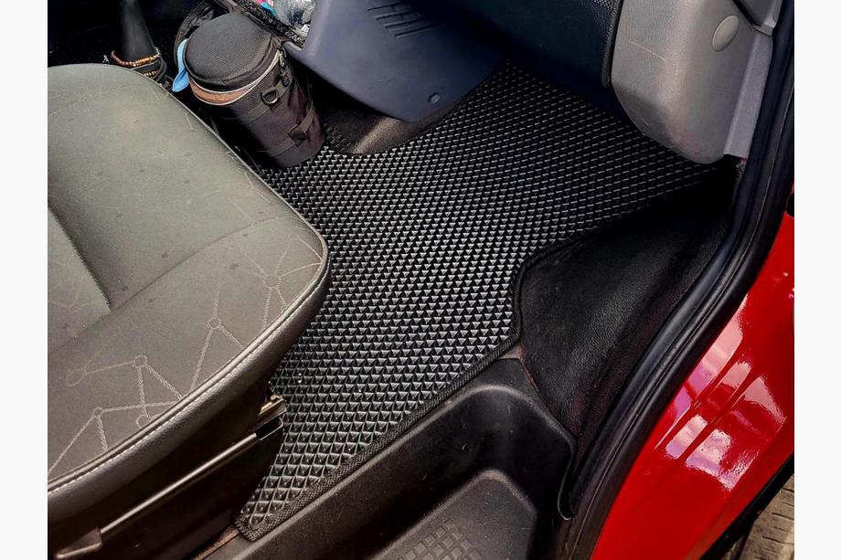 Volkswagen T4 Transporter 1990-2003 Tapis de sol EVA (noirs) Photo 8