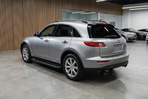 Infiniti FX 2003-2008 Marchepieds Latéraux Fullmond (2 pcs, Aluminium) photo 1