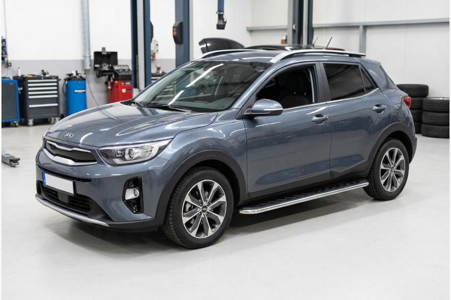 Kia Stonic 2017- Marchepieds Latéraux Maydos V1 (2 pcs, Aluminium) Image