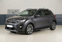Kia Stonic 2017- Marchepieds Latéraux Allmond Black (2 pcs, Aluminium) photo 1