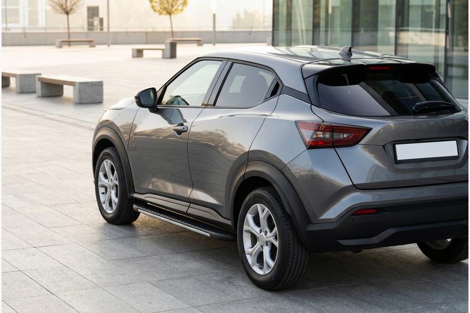 Nissan Juke 2020- Marchepieds Latéraux Bosphore Grey (2 pcs, Aluminium) Image