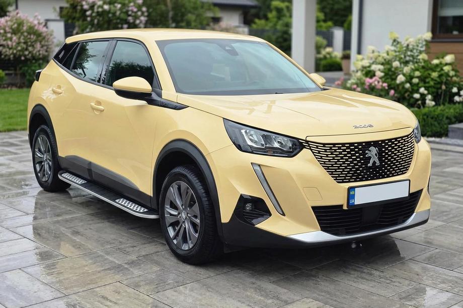 Peugeot 2008 2019- Marchepieds Latéraux Tayga V2 (2 pcs, Aluminium) Image