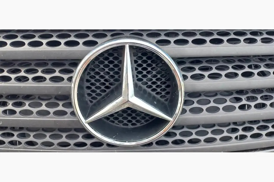 Mercedes Viano 2004-2014 Emblème avant (2004-2010) Image