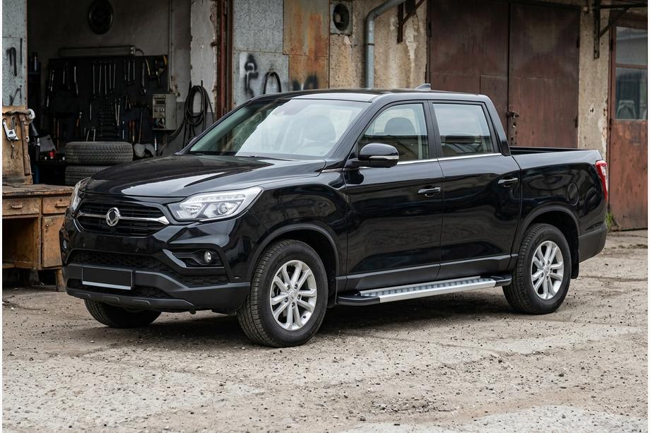 SsangYong Musso II 2018– Marchepieds Latéraux Vision New Grey (2 pcs, Aluminium) Image
