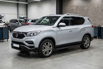 SsangYong Rexton II 2017- Marchepieds Latéraux Allmond Black (2 pcs, Aluminium) photo 1