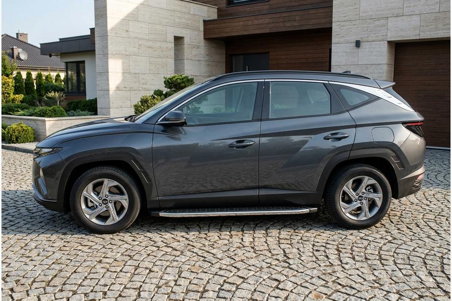 Hyundai Tucson NX4 2021- Marchepieds Latéraux BlackLine (2 pcs, Aluminium) Photo 1
