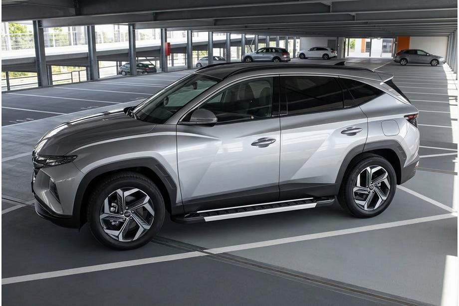 Hyundai Tucson NX4 2021- Marchepieds Latéraux RedLine (2 pcs, Aluminium) Image