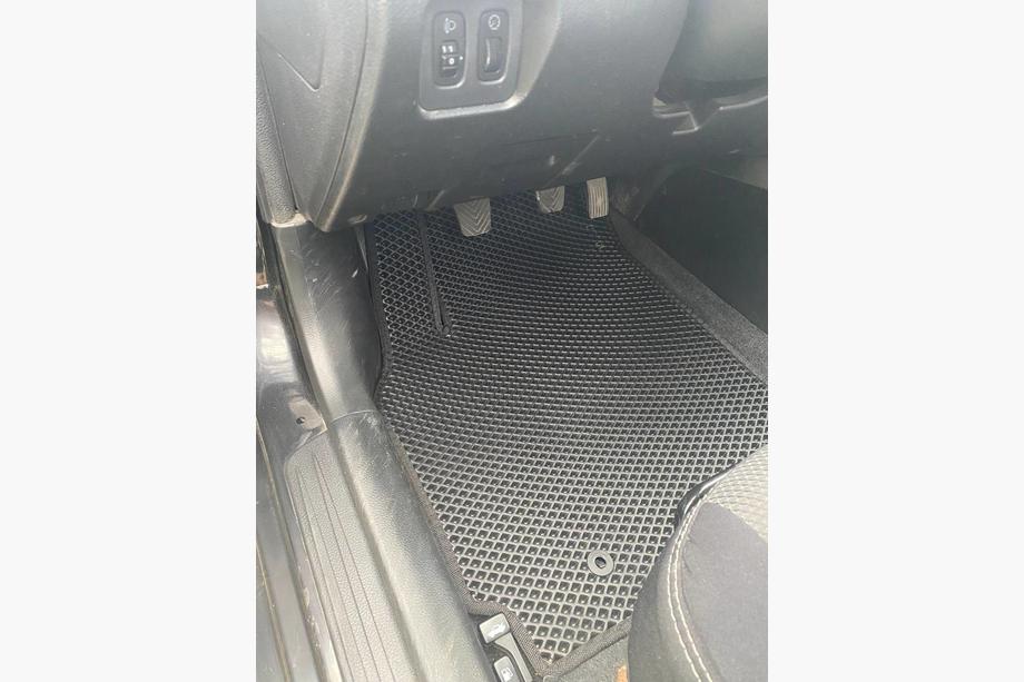 Mitsubishi Lancer 9 2004-2008 Tapis de sol EVA (noirs) Image