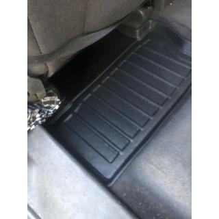Tapis de sol en caoutchouc Stingray 3D (5 pcs, polyuréthane) Opel Zafira B 2005–2011 photo 3