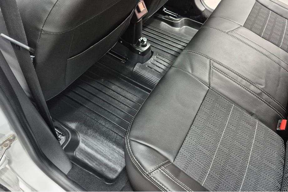 Renault Logan MCV 2013-2022 Tapis de sol en caoutchouc Stingray 3D (5 pcs, polyuréthane) Photo 5