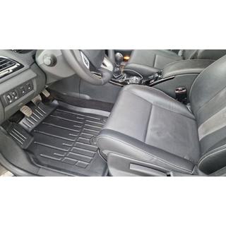 Tapis de sol en caoutchouc Stingray 3D (5 pcs, polyuréthane) Renault Megane III 2009-2016 photo 2