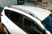 Ford Kuga/Escape 2013-2019 Barres de toit Skyport (argent) photo 1