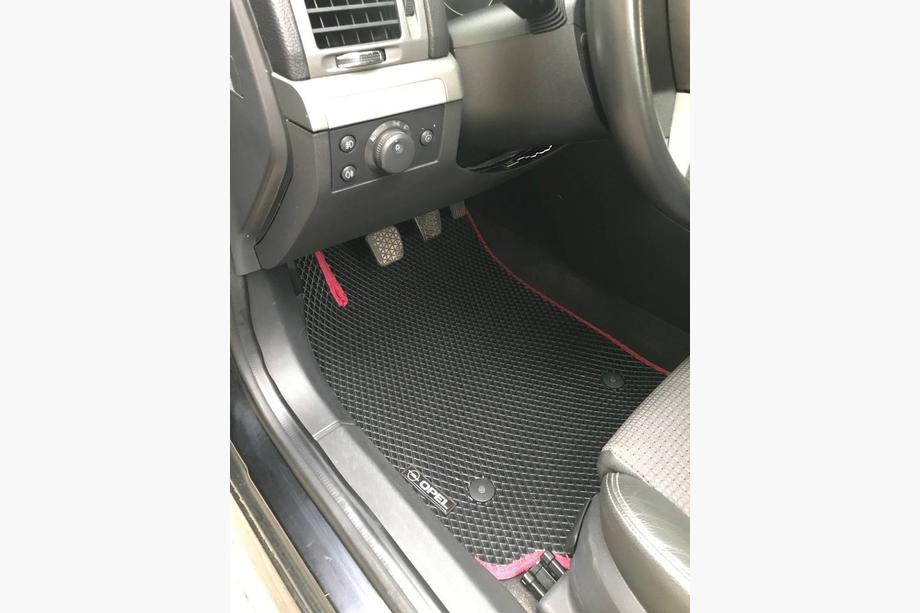 Opel Vectra C 2002-2008 Tapis de sol EVA (noirs) Image