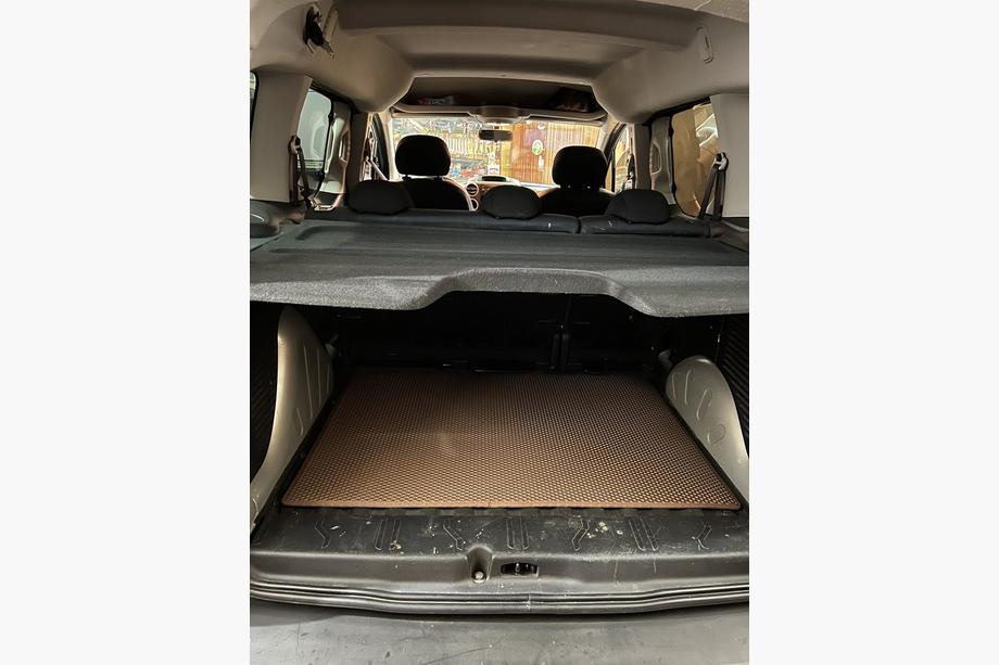 Protection Seuil Coffre Acier Inox Peugeot Partner 2 Teepe 2008- - Tuning-Art Argentée - Pare-Chocs Arrière