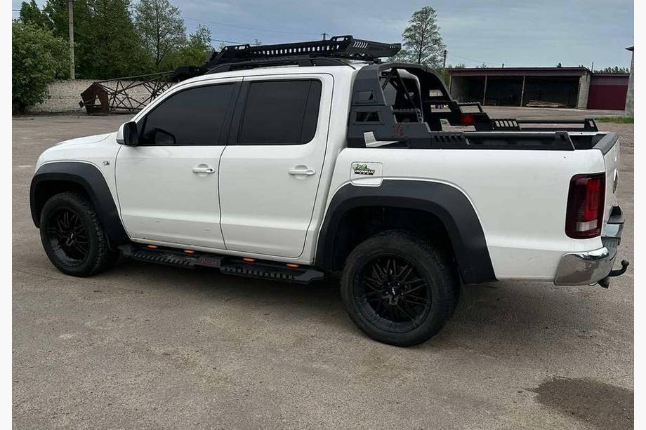 Volkswagen Amarok 2010-2022 Marchepieds latéraux Dakar V2 avec LED (2 pcs, métal) Photo 9