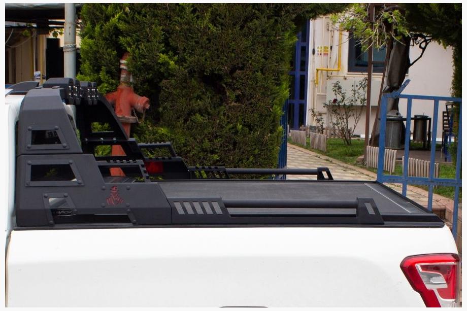Toyota Hilux 2006-2015 Arceau Dakar avec LED (pour couvre-benne enroulable) Photo 2