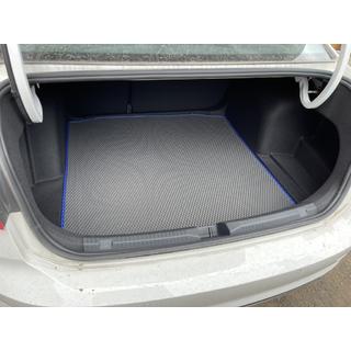 Tapis de coffre (EVA, Noir)