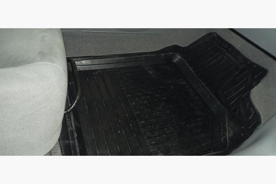 Chevrolet Lacetti 2003-2024 Tapis en caoutchouc avec rebord (5 pcs, Polytep) Image
