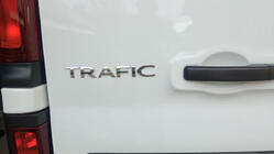 Renault Trafic 2015- Inscription Trafic 908900184R (247mm x 31mm) photo 1