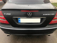 Mercedes E-сlass W211 2002-2009 Emblème arrière photo 2