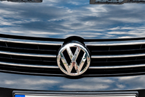 Volkswagen Jetta 2011-2018 Emblème avant 2015-2018 (3G0853601B) photo 1
