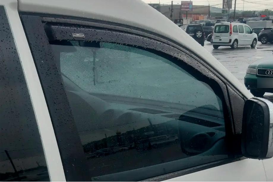 Opel Combo 2019- Déflecteurs de vitre à encastrer (2 pcs, HIC) Image