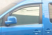 Peugeot Bipper 2008-2017 Déflecteurs de vitre à encastrer (2 pcs, HIC) photo 2
