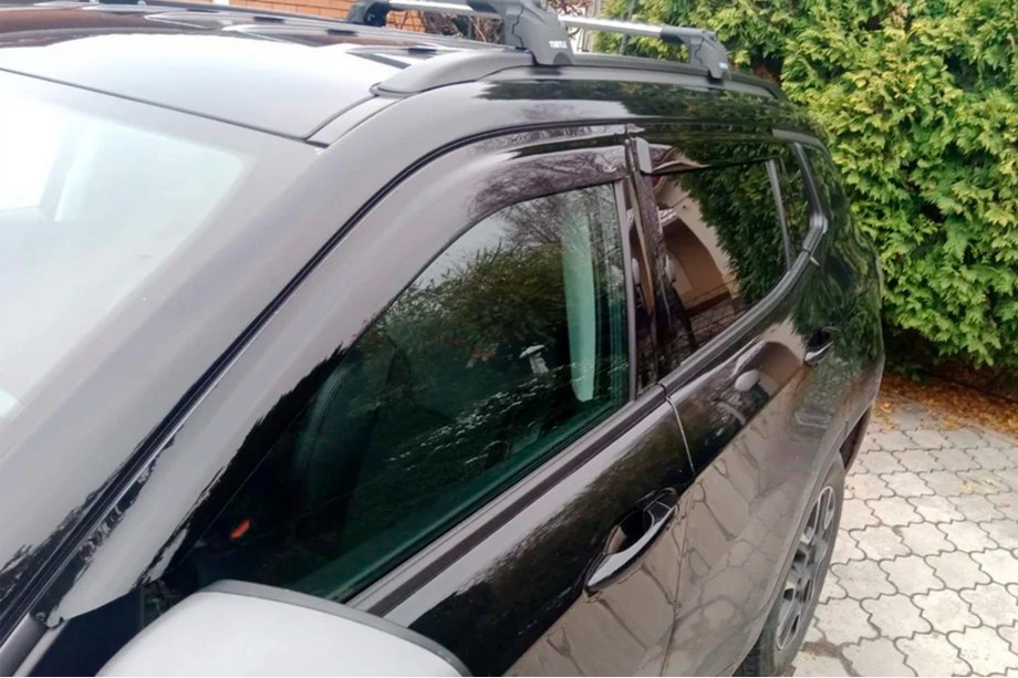 Jeep Compass 2016- Déflecteurs de Fenêtre (4 pcs, HIC) Image