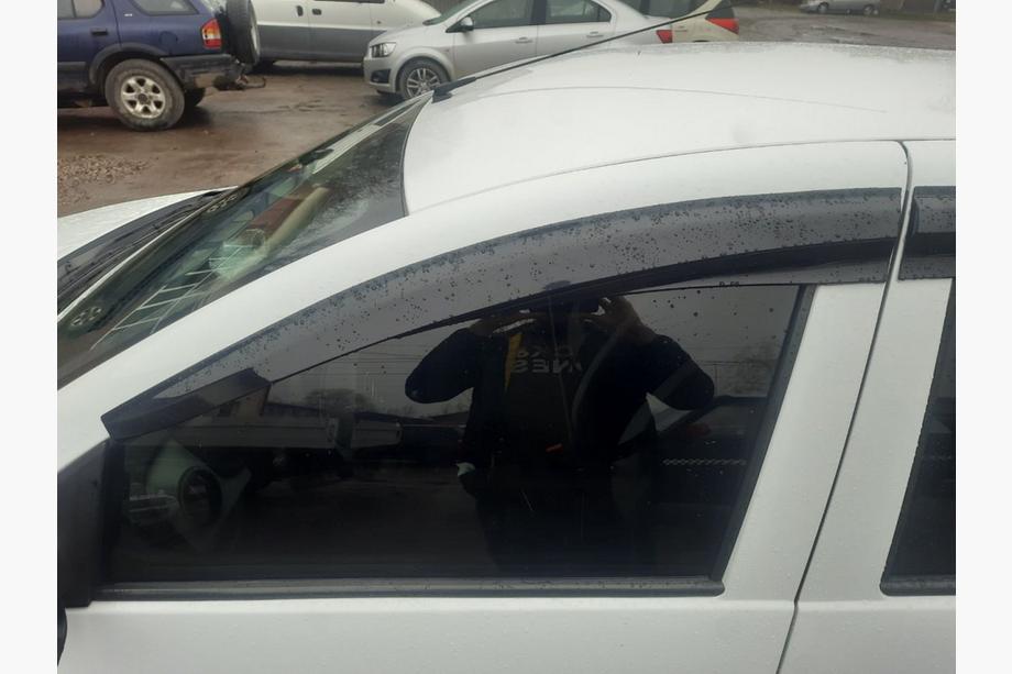Renault Sandero 2013-2022 Déflecteurs de Vitres (4 pcs, Sunplex Sport) Photo 2