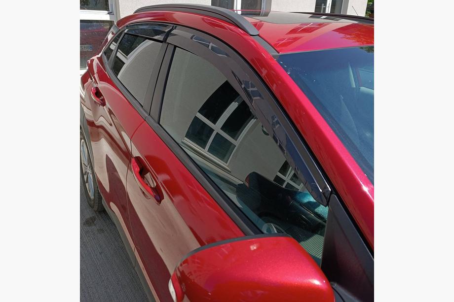 Hyundai Kona 2017-2023 Déflecteurs de Vitres (4 pcs, Sunplex Sport) Photo 9